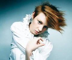 La Roux
