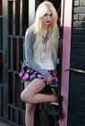 ���������� Taylor Momsen, ������� ��� ����������