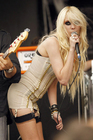 ���������� Taylor Momsen, ������� ��� ����������