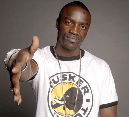Фотография Akon 1 из 4