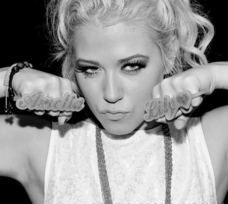 Фотография Amelia Lily 16 из 37