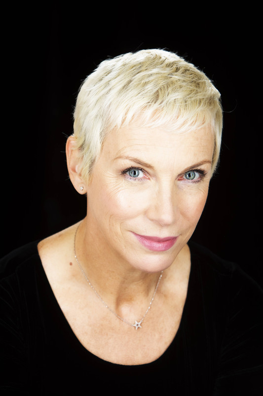 Фотография Annie Lennox 1 из 22