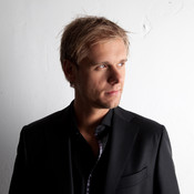 Фотография Armin van Buuren 26 из 49