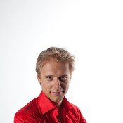 Фотография Armin van Buuren 20 из 49