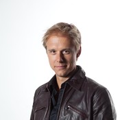 Фотография Armin van Buuren 32 из 49