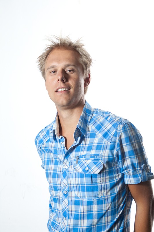 Фотография Armin van Buuren 25 из 49