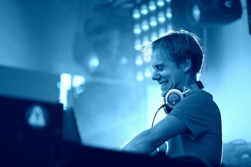 Фотография Armin van Buuren 11 из 49