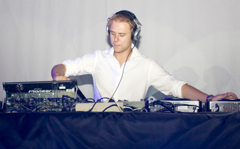 Фотография Armin van Buuren 12 из 49