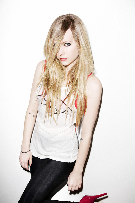 Фотография Avril Lavigne 144 из 186