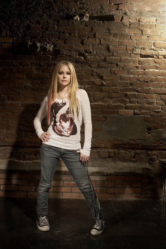 Фотография Avril Lavigne 2 из 186