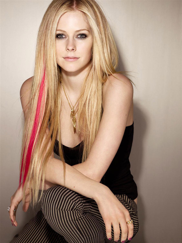 Фотография Avril Lavigne 5 из 186