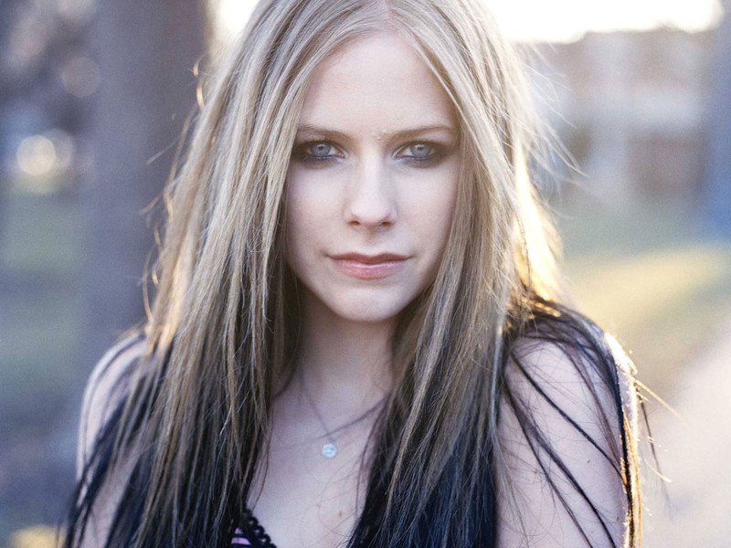 Фотография Avril Lavigne 73 из 186