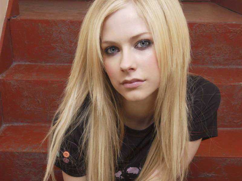 Фотография Avril Lavigne 85 из 186