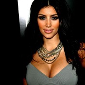 Фотография Kim Kardashian 17 из 61