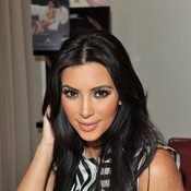 Фотография Kim Kardashian 8 из 61