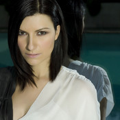 Фотография Laura Pausini 1 из 11