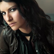 Фотография Laura Pausini 4 из 11