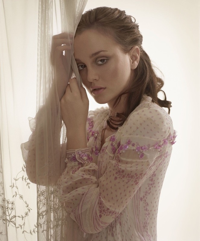 Фотография Leighton Meester 21 из 23