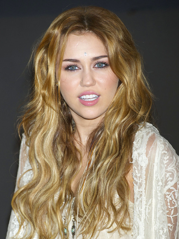 Фотография Miley Cyrus 25 из 54