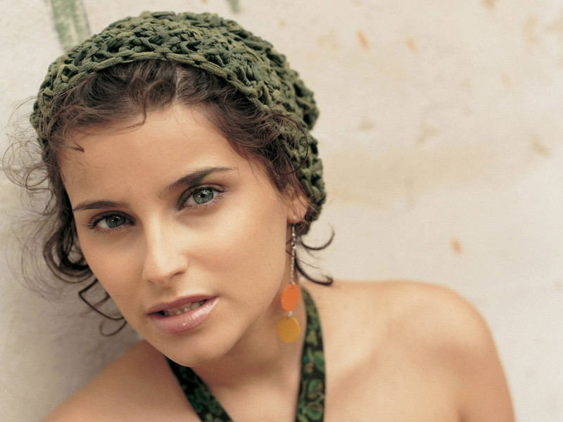 Фотография Nelly Furtado 16 из 74