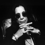 Фотография Ozzy Osbourne 1 из 1