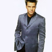 Фотография Ricky Martin 2 из 18