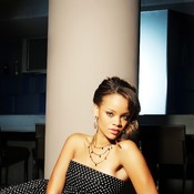 Фотография Rihanna 159 из 230