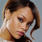Фотография Rihanna 194 из 230