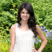 Фотография Selena Gomez & the Scene 24 из 85