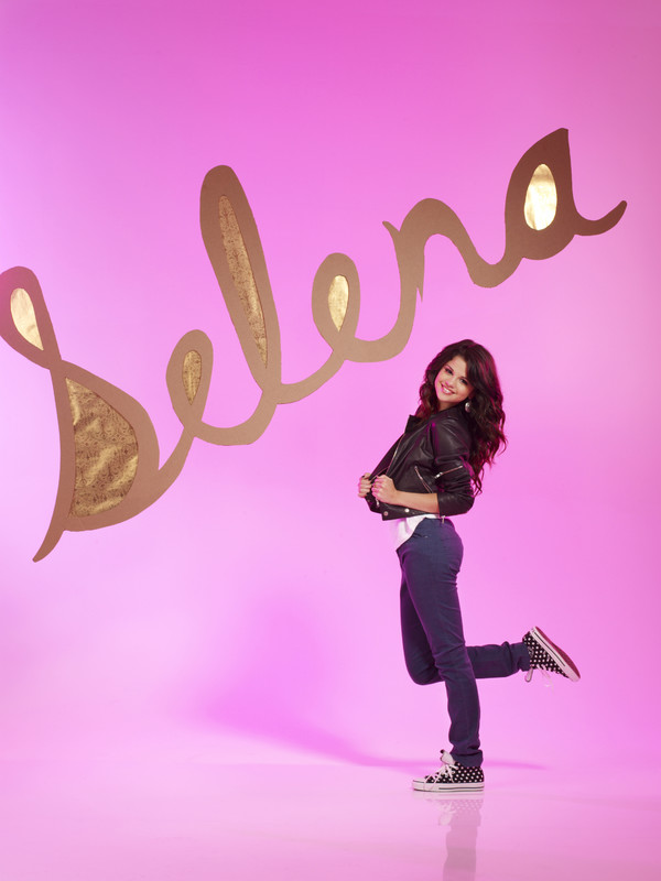 Фотография Selena Gomez & the Scene 82 из 85