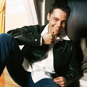 Фотография Tiziano Ferro 9 из 17